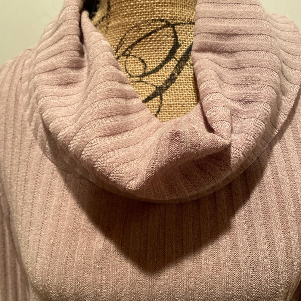 Belted ribbed cowl neck top. - Picture 3 of 5